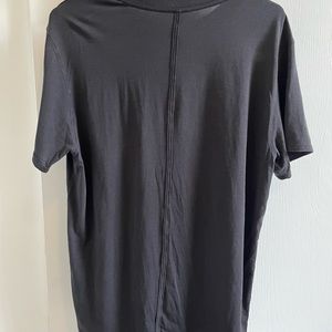 lululemon All Yours Tee size 4, color Black EUC